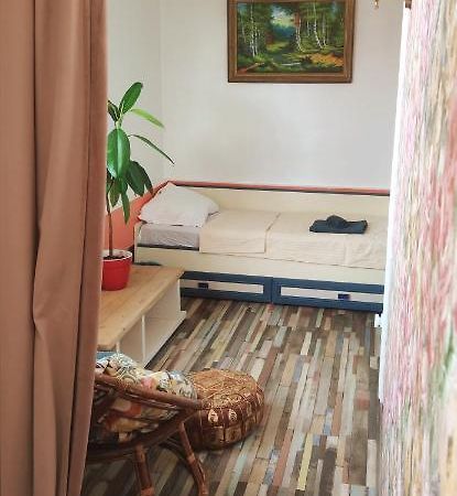 Inessa Center Budget Room Chisinau Ngoại thất bức ảnh